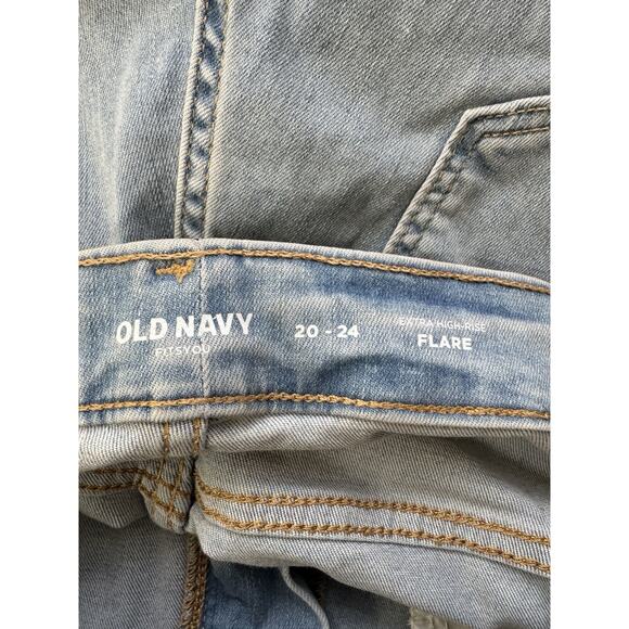 OLD NAVY Extra High Rise Flare Jeans Women's 20 24 Light Wash Blue Fits You New - Picture 4 of 10